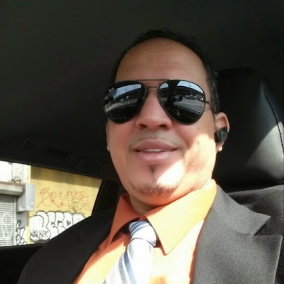 Meet your Posher, Sixto - Picture 1 of 1